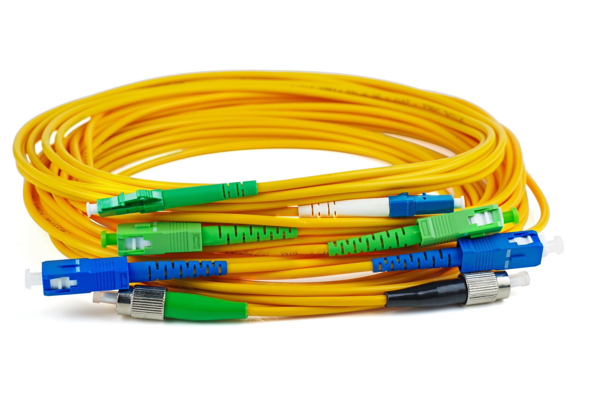 How to manage fiber optic cables in a server rack - RackSolutions
